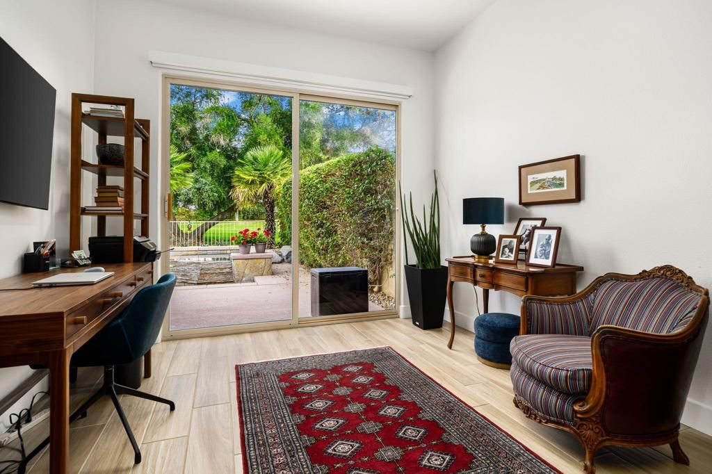 Image 13 of property listing at 101 N Kavenish Drive, Rancho Mirage, CA 92270