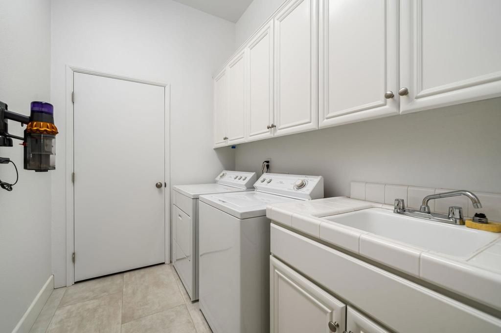 Image 25 of property listing at 101 N Kavenish Drive, Rancho Mirage, CA 92270