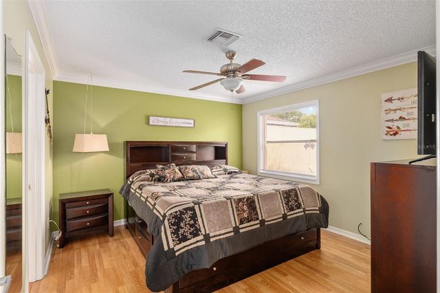 966 AVALON AVENUE, The Villages, FL 32159