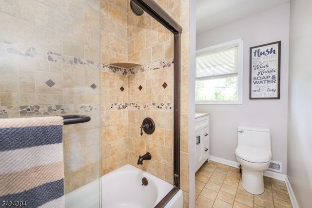 42 Summit Rd, Jefferson Twp., NJ 07438