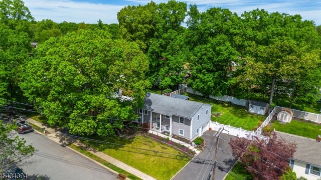 42 Summit Rd, Jefferson Twp., NJ 07438