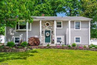 42 Summit Rd, Jefferson Twp., NJ 07438