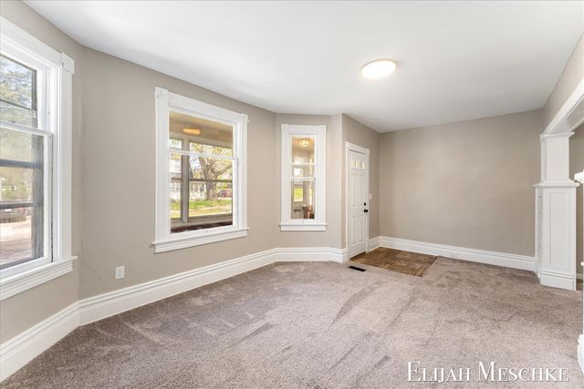 823 Union Avenue, Grand Rapids, MI 49507