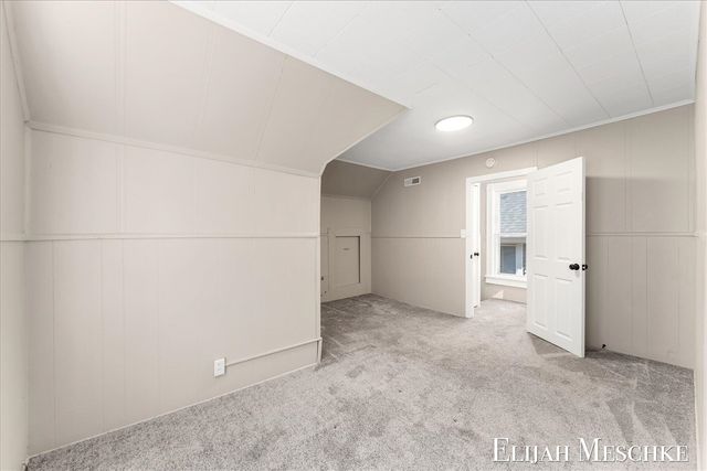 823 Union Avenue, Grand Rapids, MI 49507