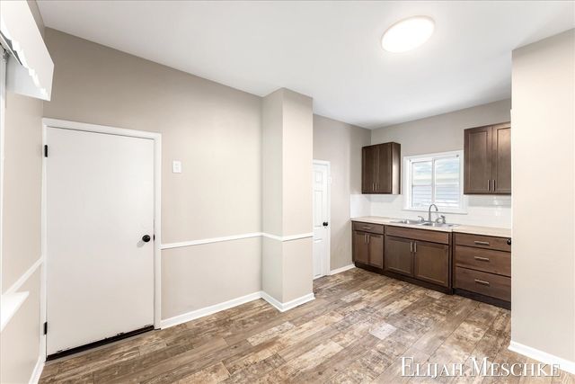 823 Union Avenue, Grand Rapids, MI 49507