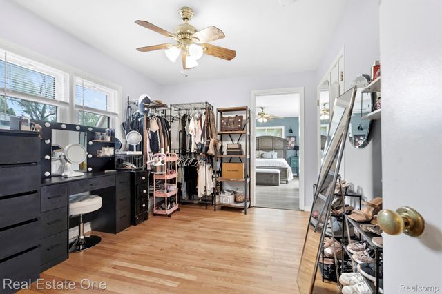 9381 Fox Avenue, Allen Park, MI 48101
