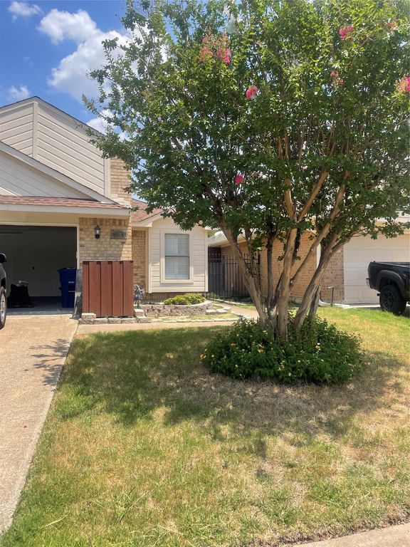 2149 Stradivarius Lane, Carrollton, TX 75007