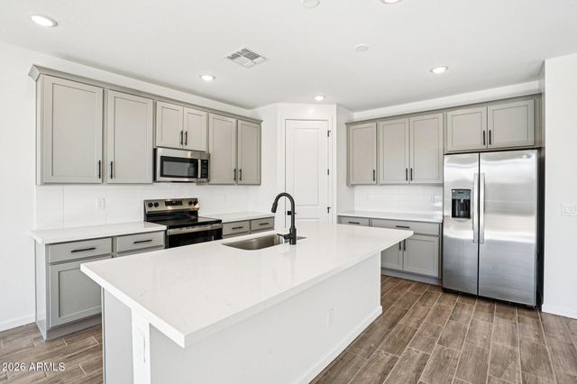 5616 W BUIST Avenue, Laveen, AZ 85339