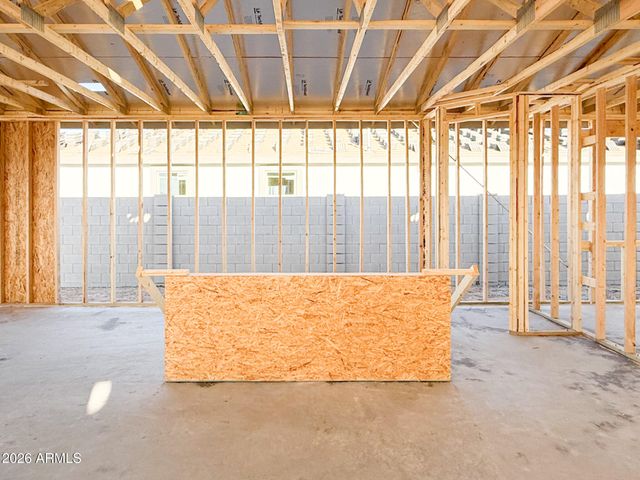 5616 W BUIST Avenue, Laveen, AZ 85339