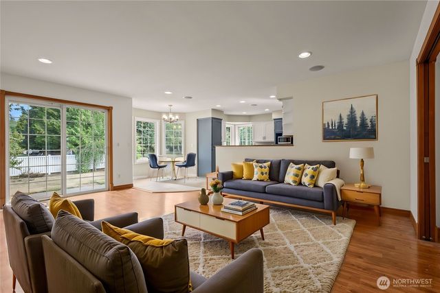 1160 N Cascade Court, Lynden, WA 98264