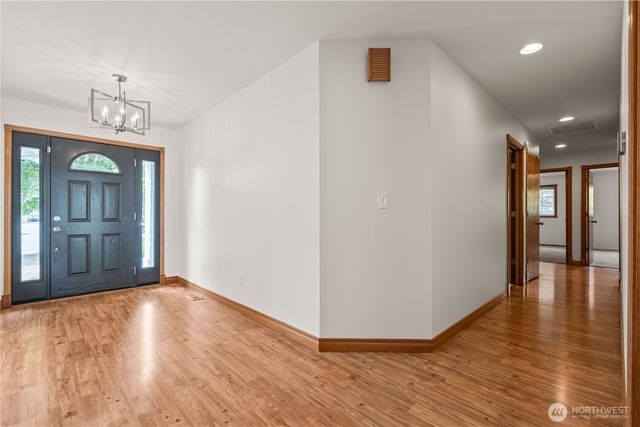 1160 N Cascade Court, Lynden, WA 98264
