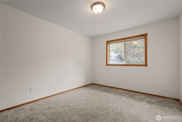 1160 N Cascade Court, Lynden, WA 98264