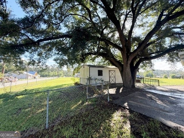 451 Lambs Bridge Road, Swainsboro, GA 30401