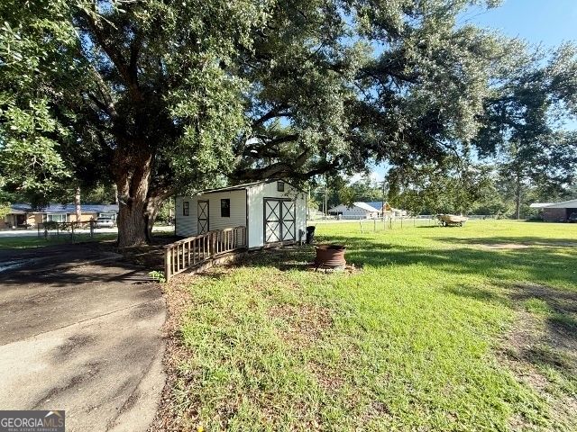 451 Lambs Bridge Road, Swainsboro, GA 30401