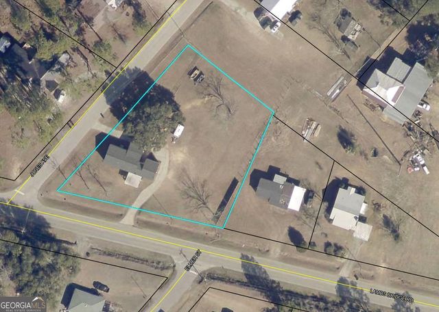 451 Lambs Bridge Road, Swainsboro, GA 30401