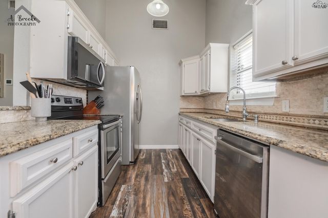 9 BAYBERRY COURT, Wichita Falls, TX 76310