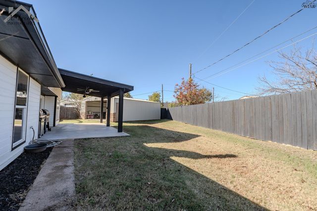 9 BAYBERRY COURT, Wichita Falls, TX 76310