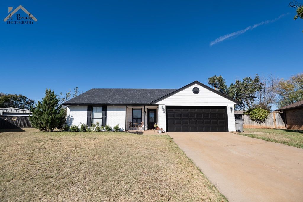 9 BAYBERRY COURT, Wichita Falls, TX 76310