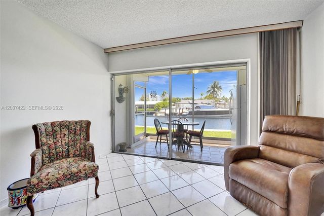 455 Paradise Isle Blvd 104, Hallandale Beach, FL 33009