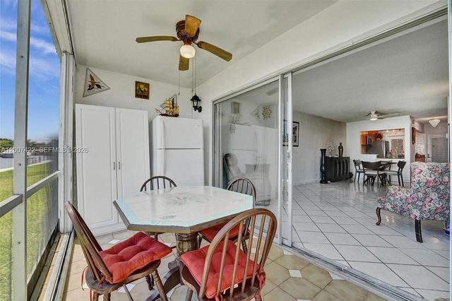 455 Paradise Isle Blvd 104, Hallandale Beach, FL 33009