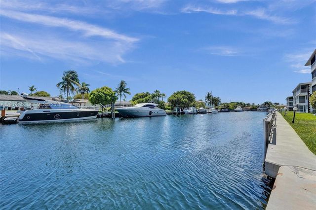 455 Paradise Isle Blvd 104, Hallandale Beach, FL 33009