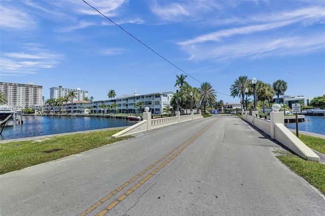 455 Paradise Isle Blvd 104, Hallandale Beach, FL 33009