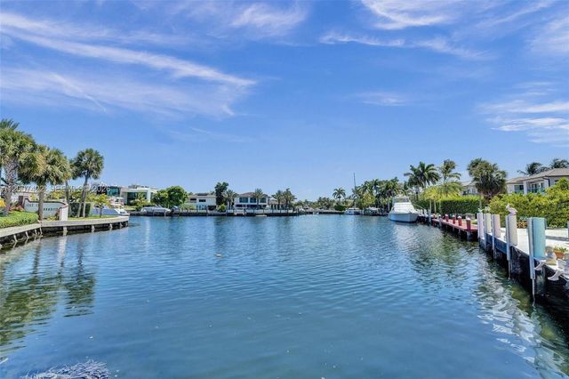 455 Paradise Isle Blvd 104, Hallandale Beach, FL 33009