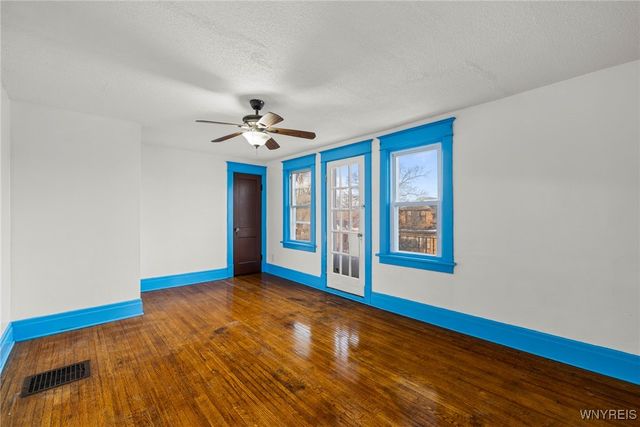 59 Preston Road, Cheektowaga, NY 14215