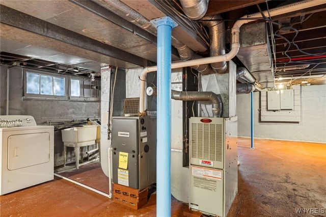 59 Preston Road, Cheektowaga, NY 14215