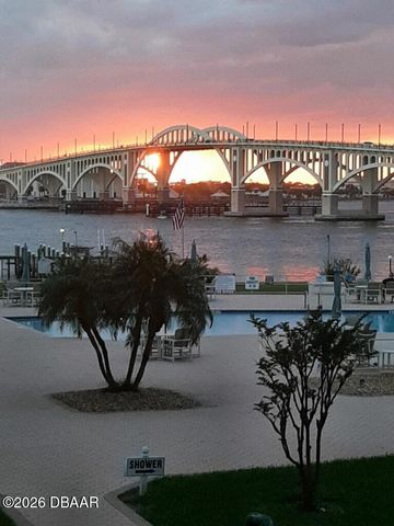 1224 S Peninsula Dr Apt 205, Daytona Beach, FL 32118