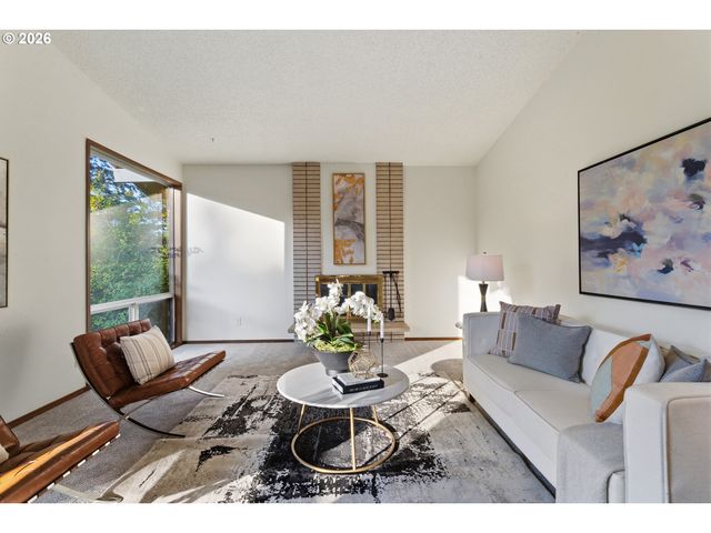 2816 Sw PLUM Ct, Portland, OR 97219