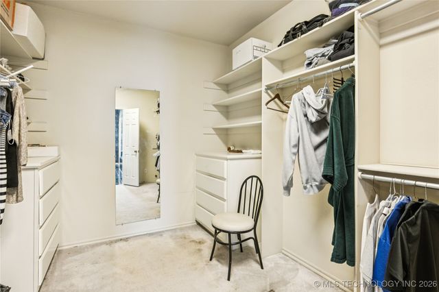 10230 S Hudson Place, Tulsa, OK 74137