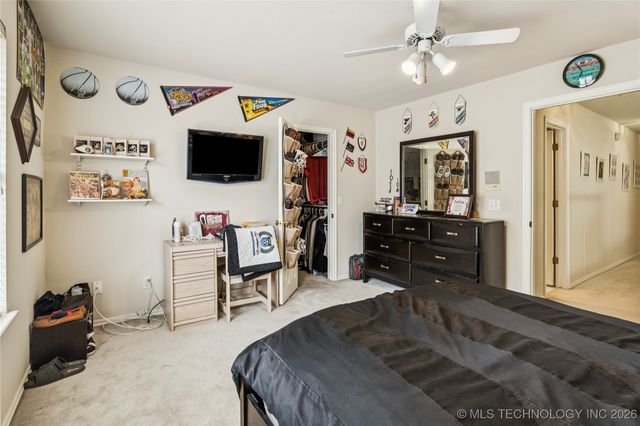 10230 S Hudson Place, Tulsa, OK 74137