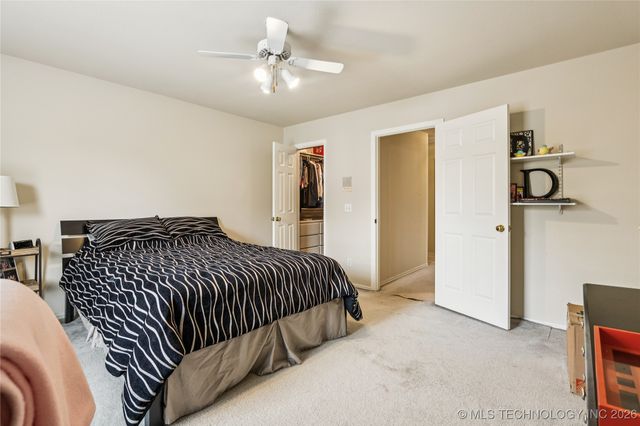 10230 S Hudson Place, Tulsa, OK 74137