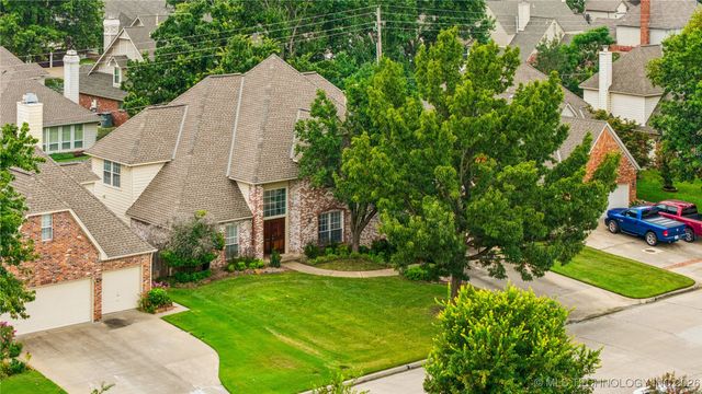 10230 S Hudson Place, Tulsa, OK 74137