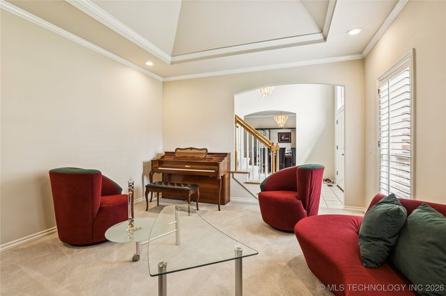 10230 S Hudson Place, Tulsa, OK 74137