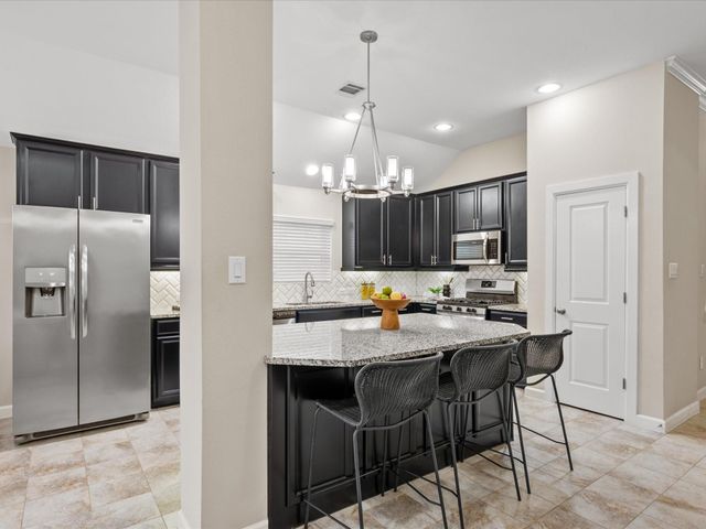 146 Saddle Drive, Houston, TX 77065