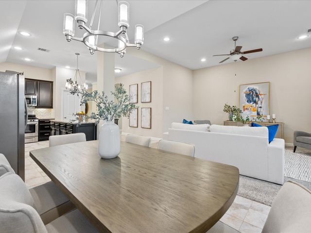 146 Saddle Drive, Houston, TX 77065