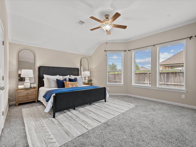 146 Saddle Drive, Houston, TX 77065