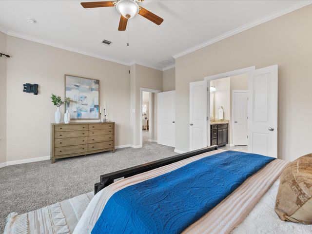 146 Saddle Drive, Houston, TX 77065