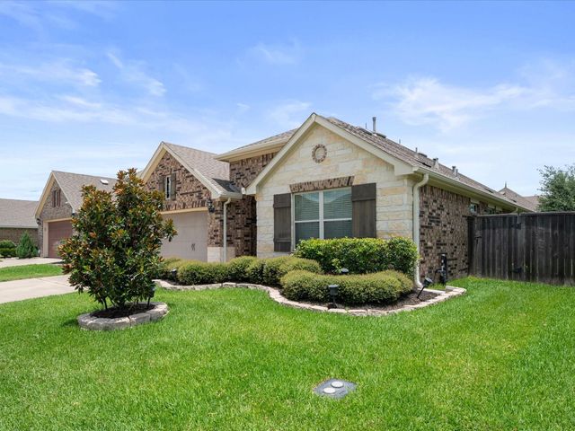 146 Saddle Drive, Houston, TX 77065