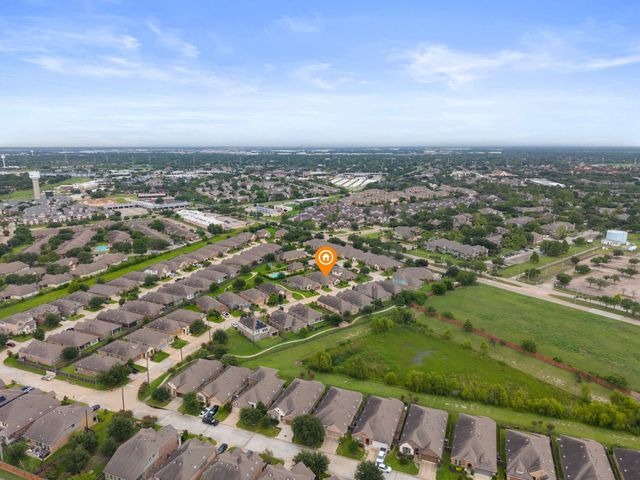 146 Saddle Drive, Houston, TX 77065