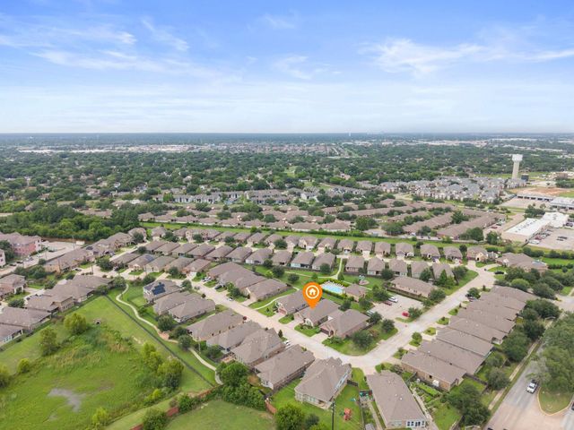 146 Saddle Drive, Houston, TX 77065