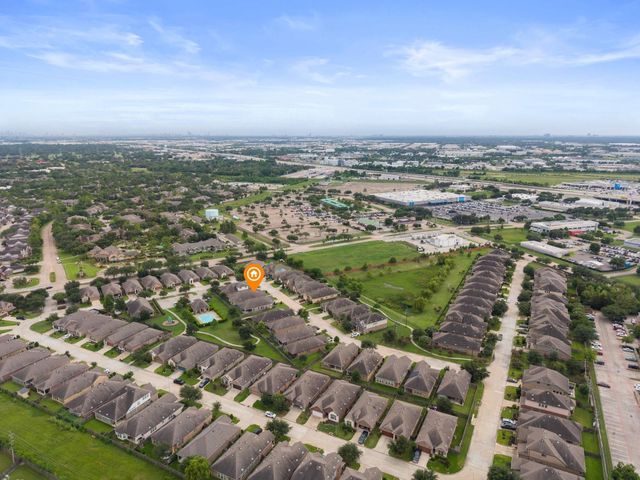 146 Saddle Drive, Houston, TX 77065