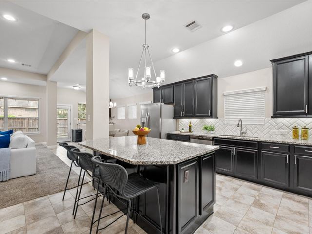 146 Saddle Drive, Houston, TX 77065