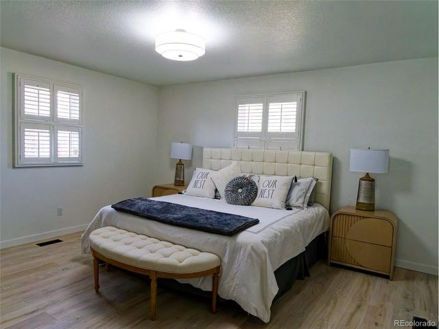 5927 S Yates Ct, Littleton, CO 80123