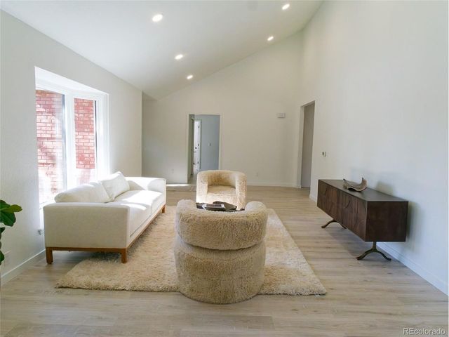 5927 S Yates Ct, Littleton, CO 80123