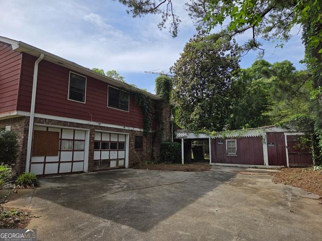 556 Greenview Avenue SE, Conyers, GA 30094