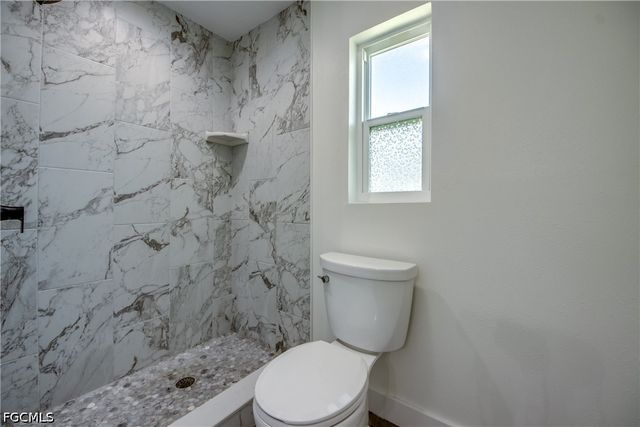 3009 SE 10th AVE, Cape Coral, FL 33904