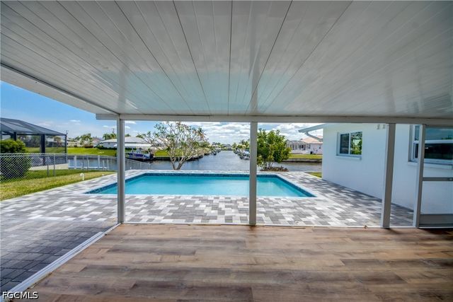 3009 SE 10th AVE, Cape Coral, FL 33904